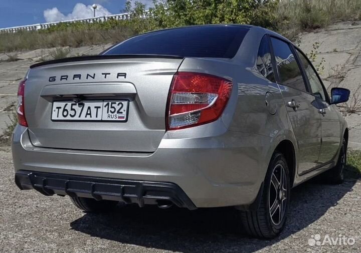 Накладка заднего бампера Гранта