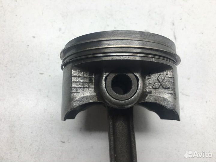 Поршень с шатуном Mitsubishi Lancer CY2A 4A91 2011