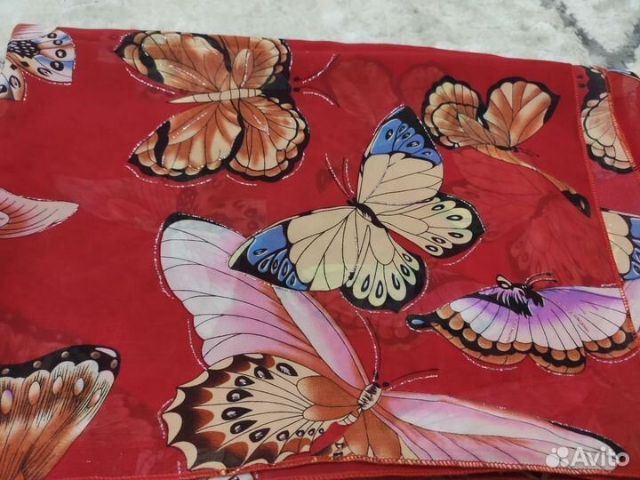 Шарфы и палантины