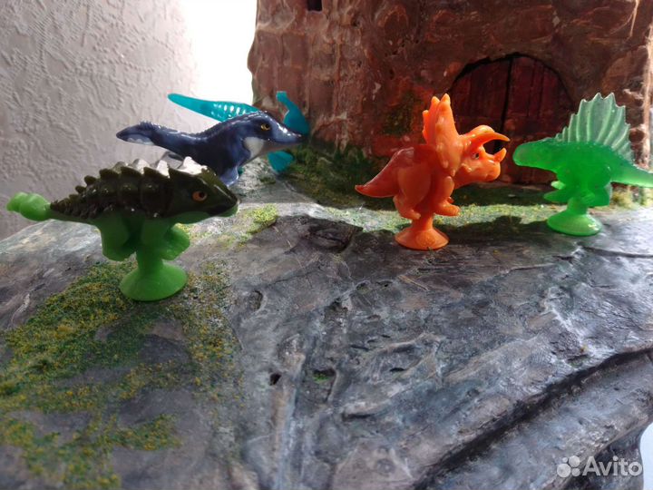 Скрепыши 5 топ магнит. Завры 1,2 пятерочка