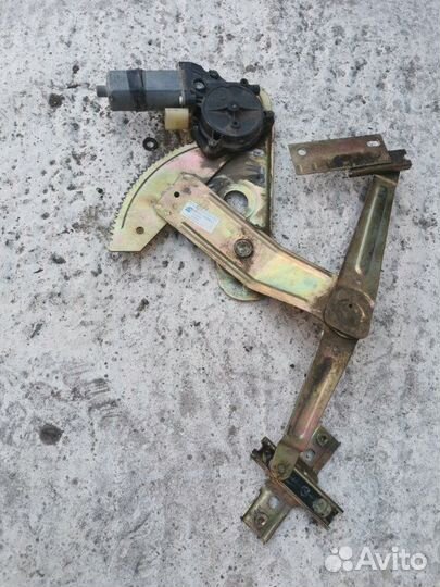 Стеклоподъемный механизм задний левый Газ 31105