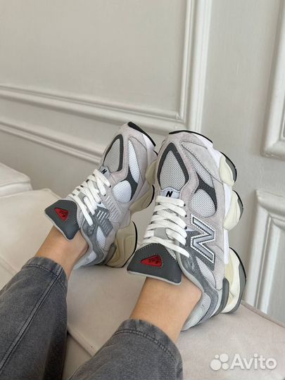 Кроссовки Женские New Balance 9060