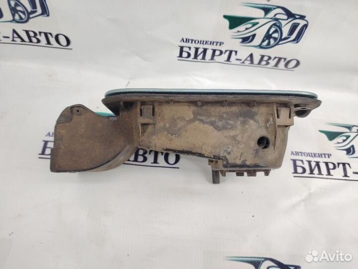 Лючок бензобака Renault Scenic II (2003—2006)