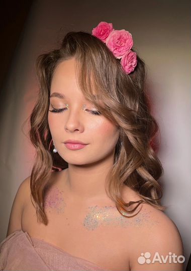 Макияж и прическа