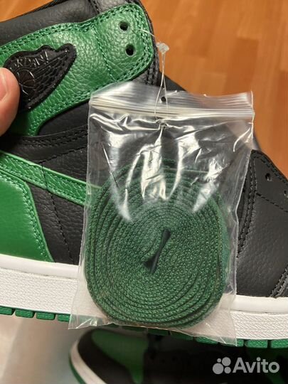 Nike Air Jordan 1 Retro High OG Pine Green 2.0