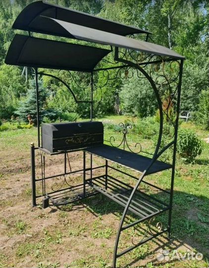 Мангал кованый с крышей