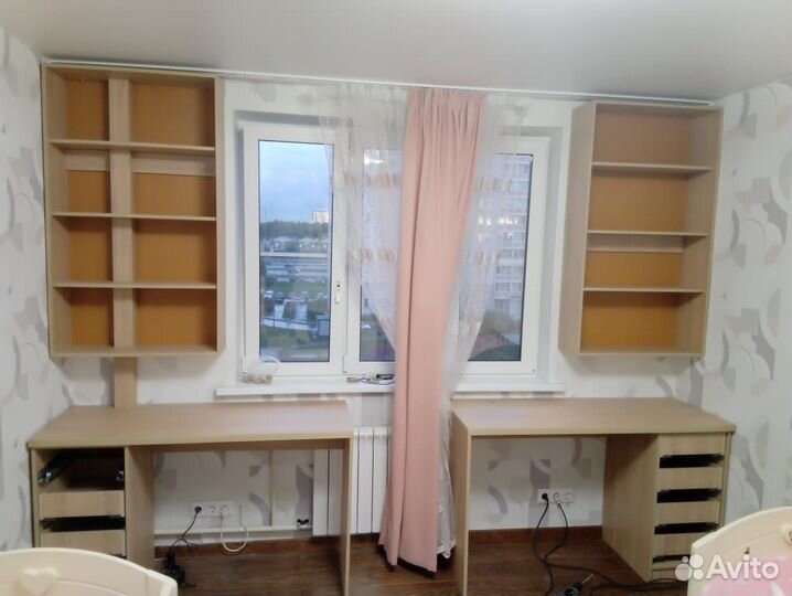 Рабочая зона у окна на заказ