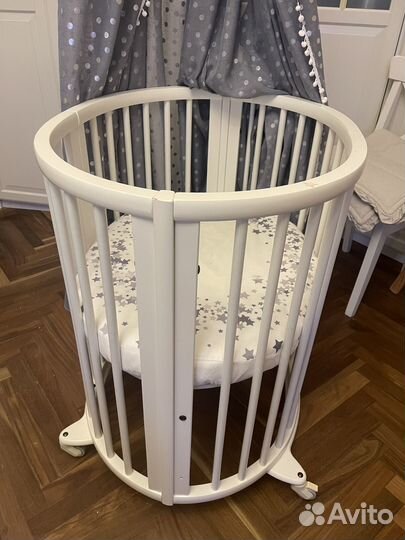 Кроватка для новорожденных stokke