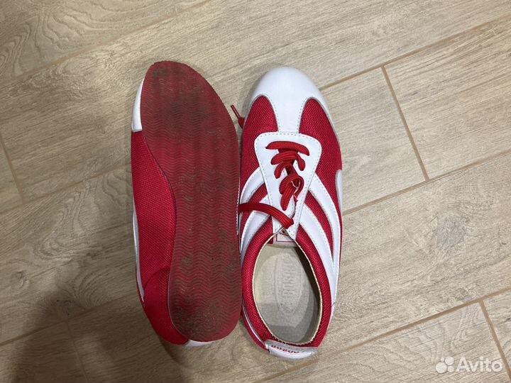 Кроссовки bosco