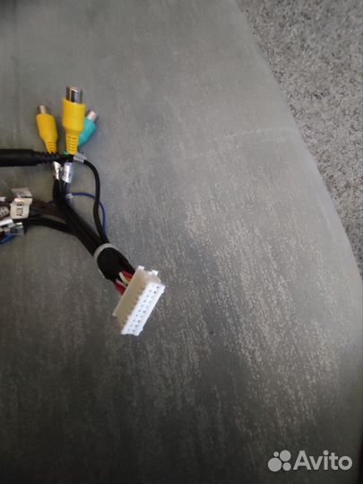 Тюльпаны провода