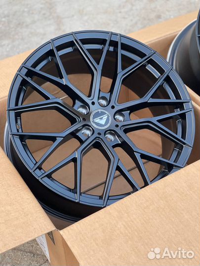 Диски Vorsteiner R18 5x112 Audi BMW WW Skoda черны