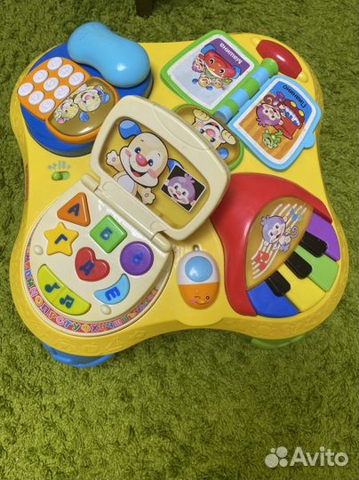 Развивающий столик fisher price