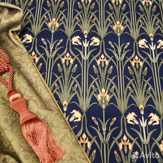 Бархат в стиле модерн ирисы