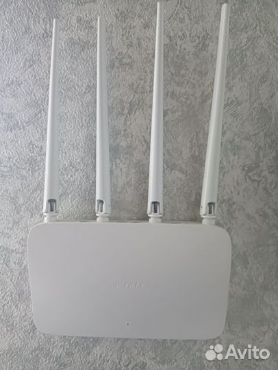 Роутер Tenda