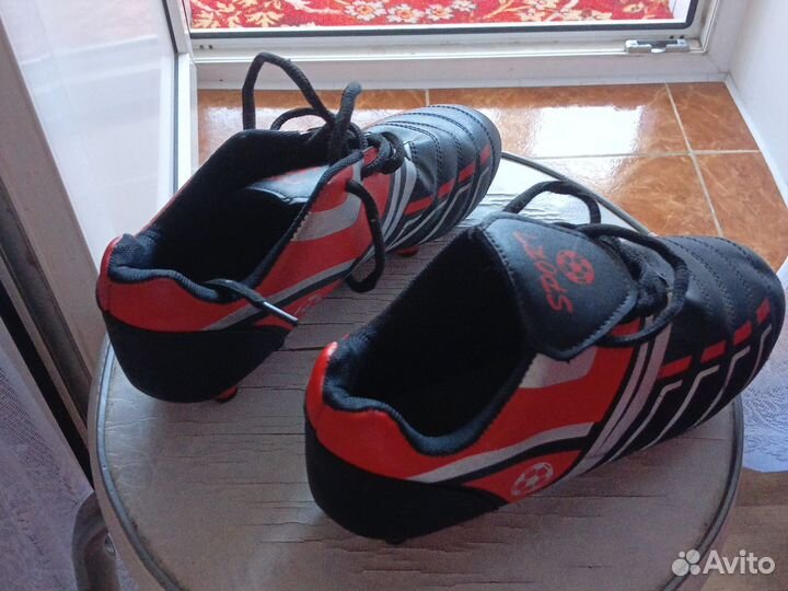 Детские футбольные бутсы 34 размер