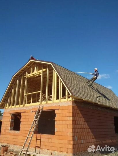 Бригада строителей