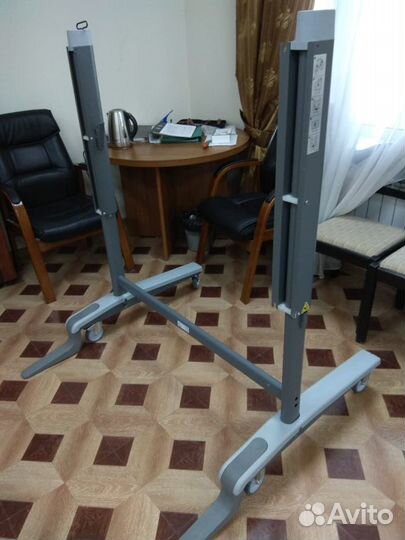 Стойка для интерактивной доски