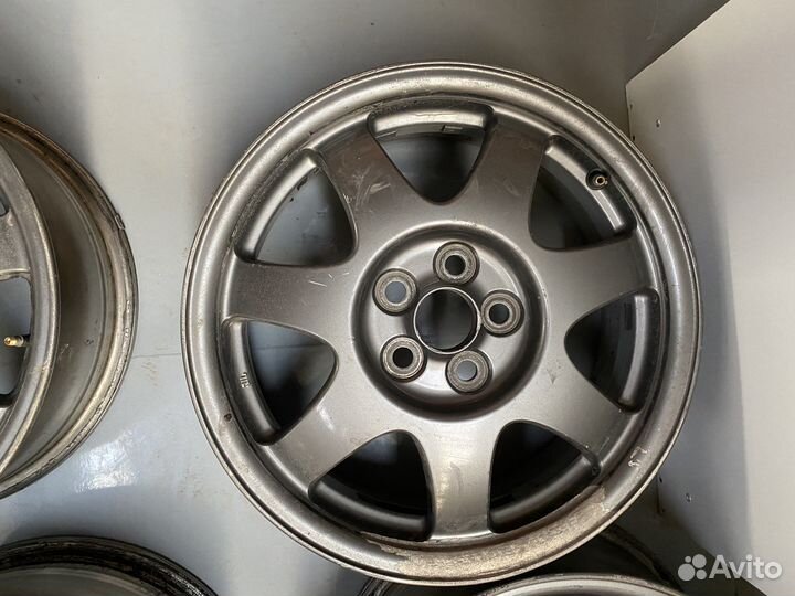 Диски toyota prius r16