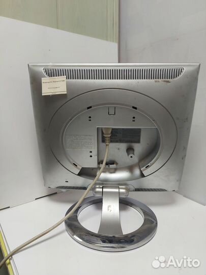 Монитор LG Flatron L1720B