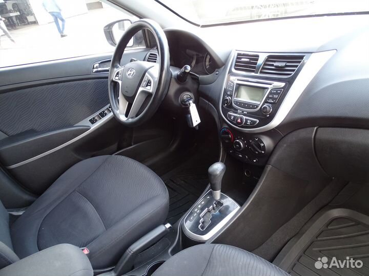 Hyundai Solaris 1.6 AT, 2013, 150 371 км