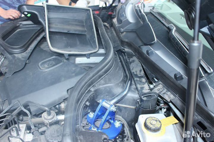 Передняя распорка Mercedes ML GLE W166