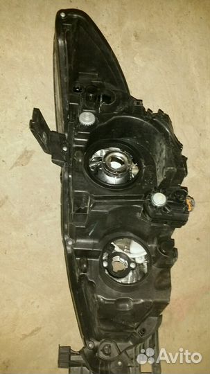 Фара правая Mazda 6