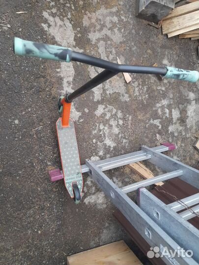 Трюковой самокат