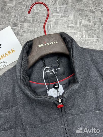 Жилет-безрукавка кашемировая, пуховая Kiton