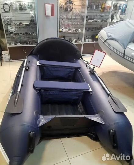 Лодка пвх Gladiator E350 PRO темно-синий