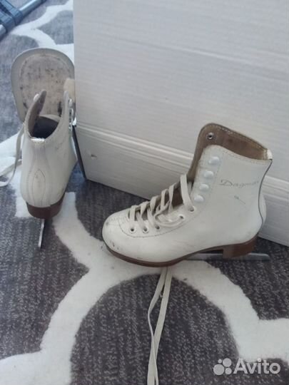Коньки фигурные детские