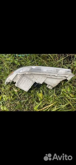 Фара правая toyota camry 40