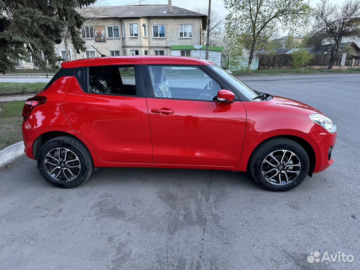 Suzuki Swift 1.2 AMT, 2022, 111 км