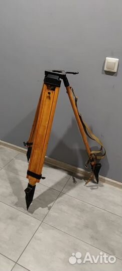 Тринога геодезическая новая