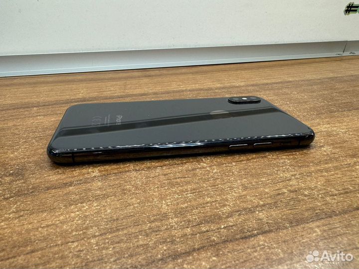 iPhone X, 256 ГБ