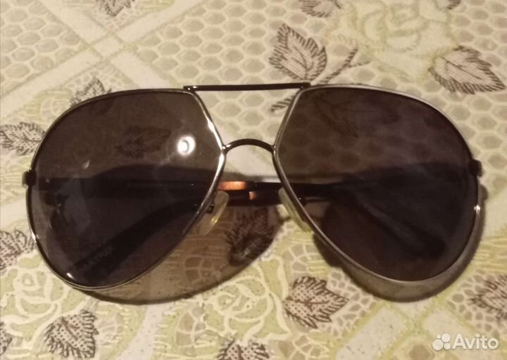 Солнцезащитные очки