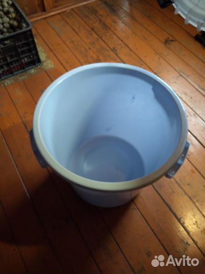 Бочка пластиковая 60 литров