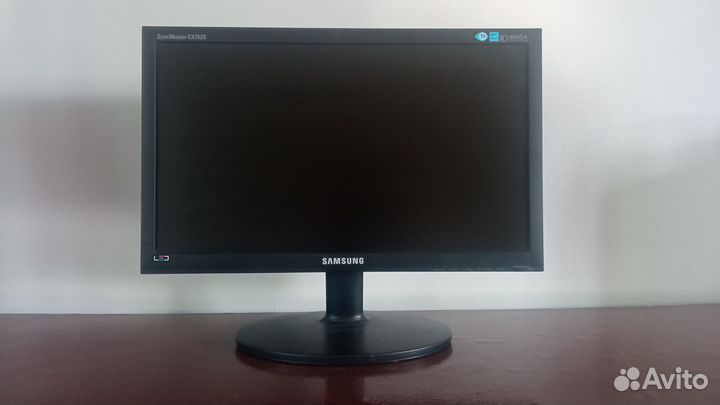 Мониторы 19 - ЖК бу