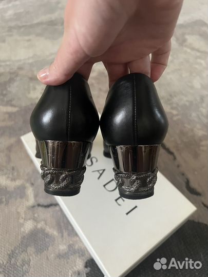 Туфли casadei 38