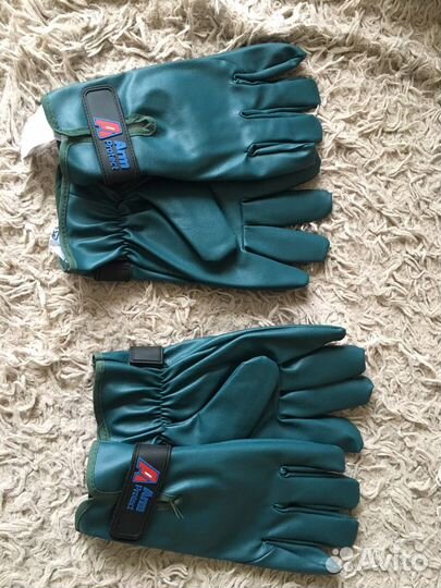 Рукавицы и перчатки