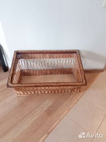 Корзина плетеная