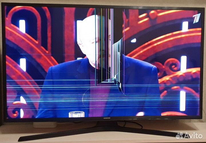 Телевизор SMART tv samsung