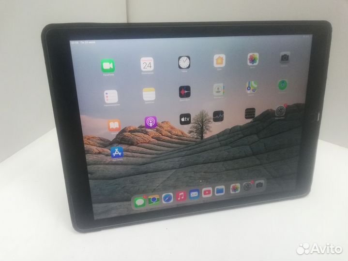 Планшет с SIM-картой Apple iPad Pro 12.9 WiFi + Ce