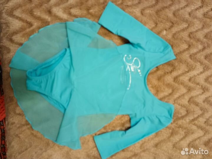 Гимнастический купальник с юбкой