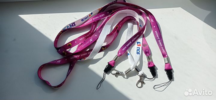 Ремешки на шею