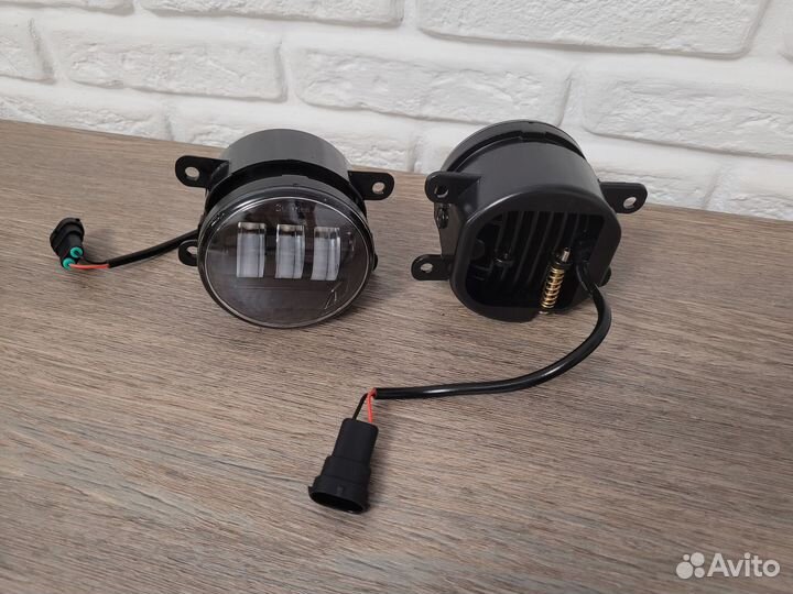 Противотуманные фары Nissan Terrano 2014-2022