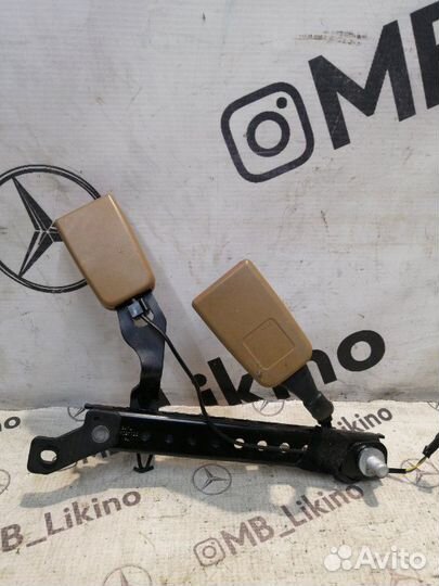 Замок ремня безопасности задний Mercedes S-Class