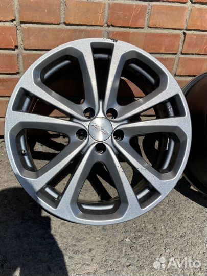 Диски X-trike r17 5*100