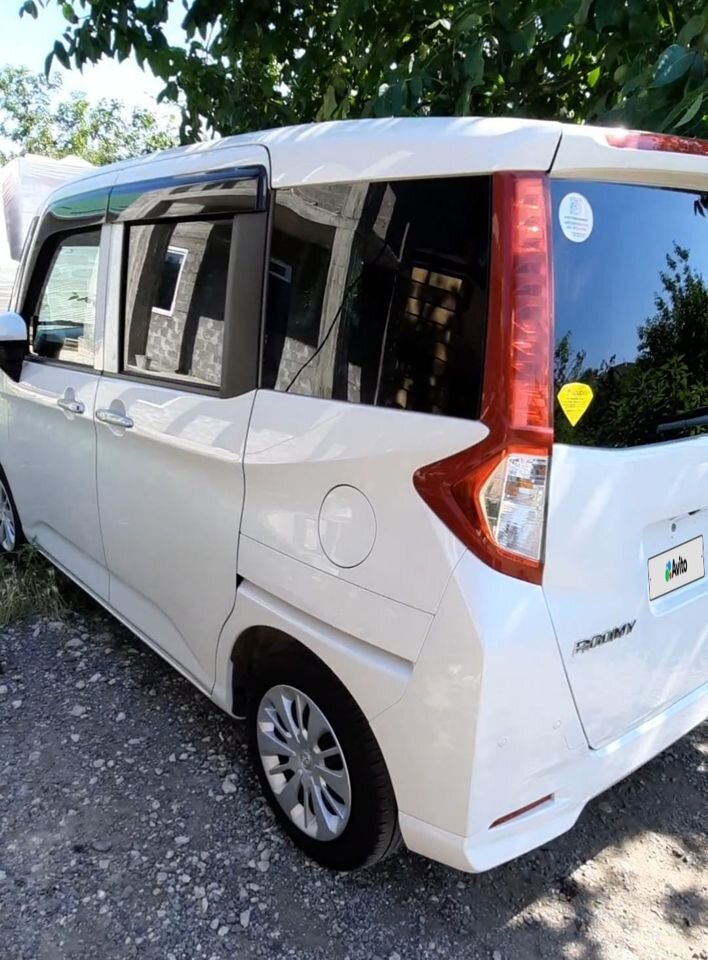 Toyota Roomy: фото владельца