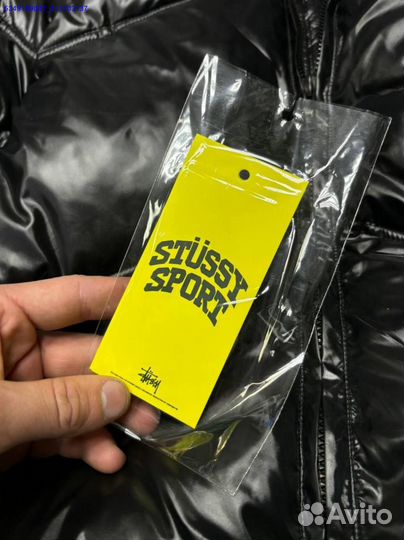 Глянцевый пуховик Stussy для уверенных