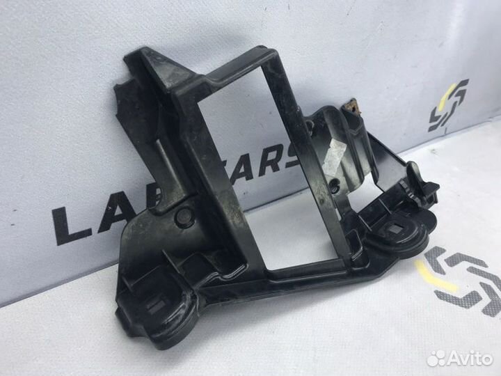 Кронштейн фары левый Bmw Х5 E53